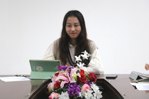 小说狂人
团委副书记徐怡情主持活动