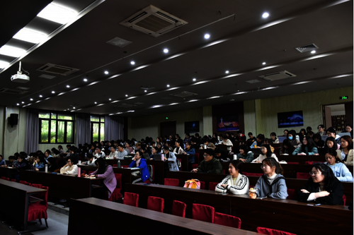 与会学子