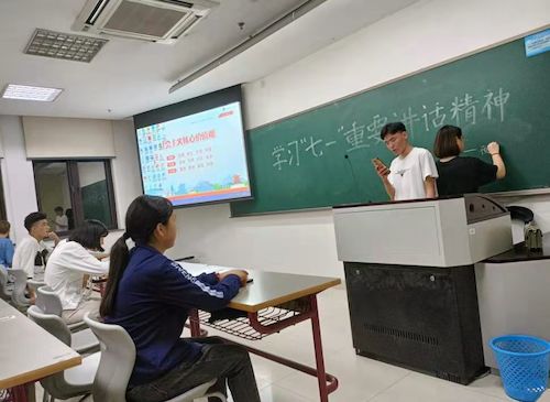 55e1699e1f4b39882c7d53d134f775c